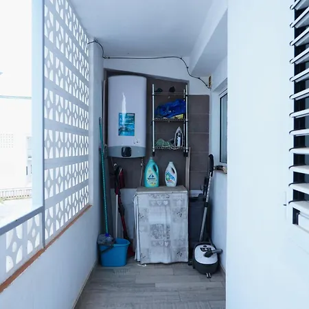 & Stylish Flat أوليفا